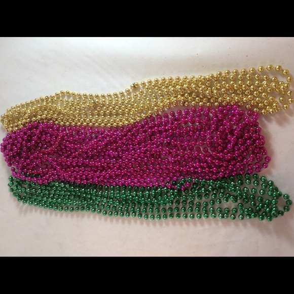 Mardi Gras Beads Bundle New Colors Magenta Green Gold 18 Strands - Picture 6 of 7